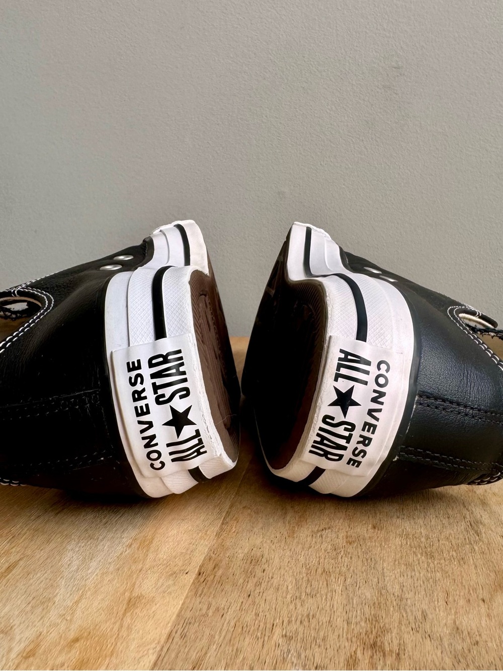 Converse Chuck Taylor All Star Leather Slip-on Black No-lace Sneakers Women 7.5 - Picture 8 of 10